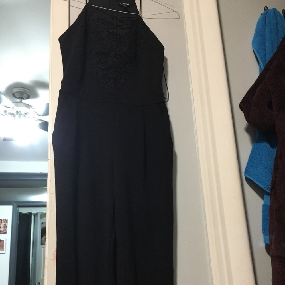 Jump suit,